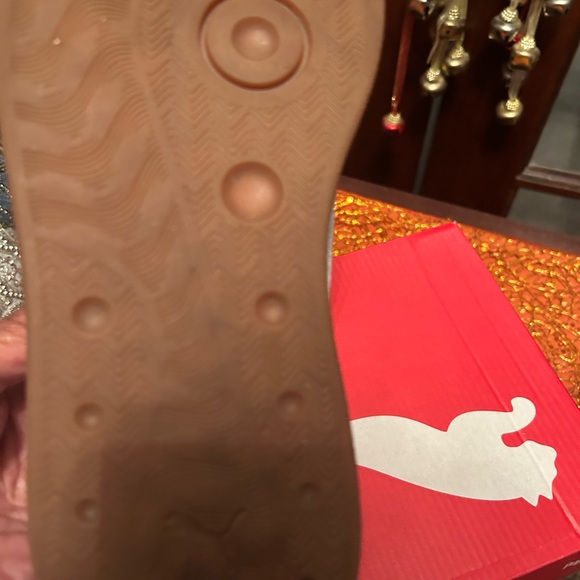 Puma Women's Light Pink Suede Lace-Up Sneakers with Gold Logo - Picture 3 of 4